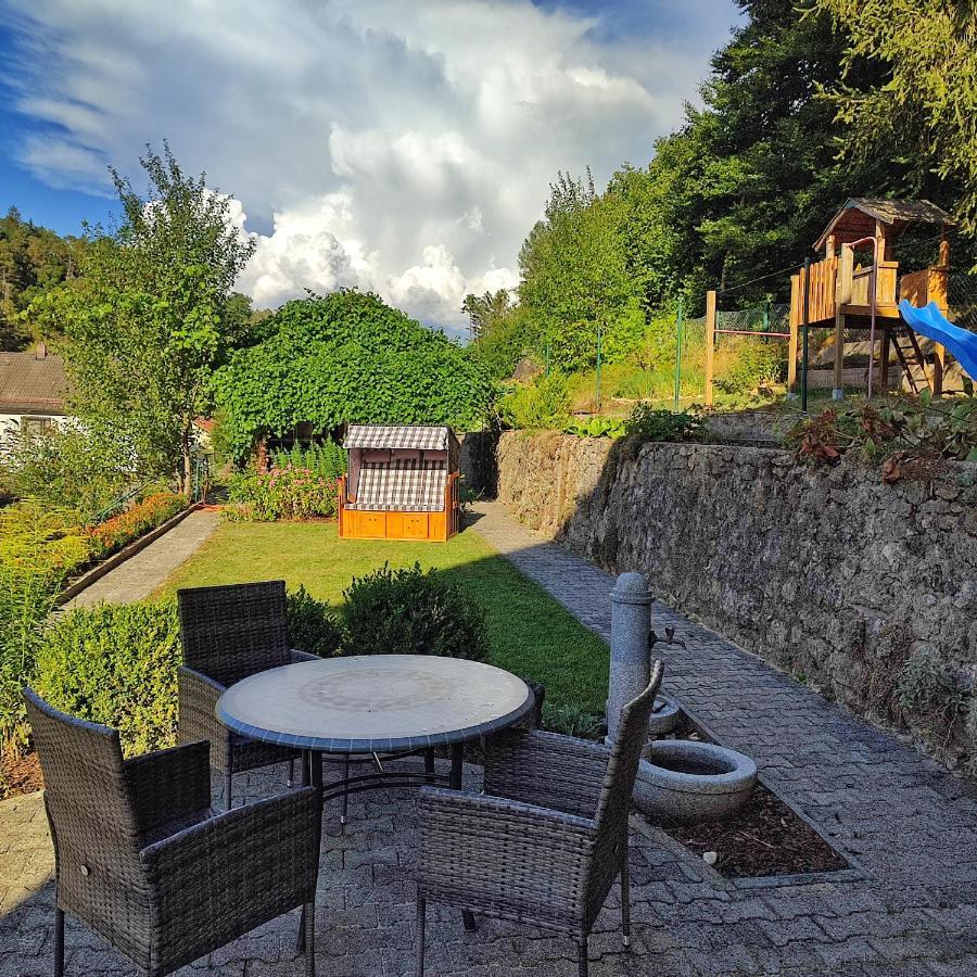 Ferienhaus Am Bach Mit Grossem Garten Deuerling Exterior foto
